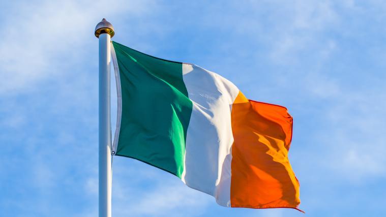 Nach der Einigung der 20 führenden Industrie- und Schwellenländer (G20) auf eine globale Mindeststeuer hat Irland seine Niedrigsteuerpolitik verteidigt und seinerseits die großen Länder kritisiert.