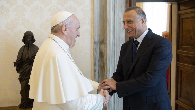 Papst Franziskus hat am Freitag den irakischen Premierminister Mustafa al-Kadhimi empfangen.