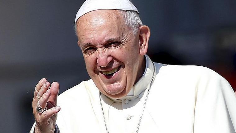 Papst Franziskus ist stationär in einem Krankenhaus in Rom aufgenommen.