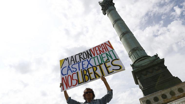Proteste gegen strengere Corona-Regeln.
