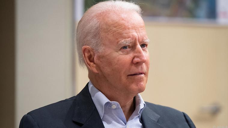 US-Präsident Biden informiert sich zum Hauseinsturz in Florida.