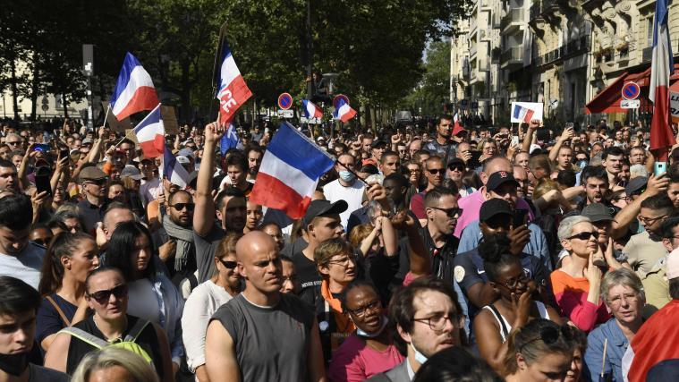 Zahlreiche Franzosen nahmen an der Demonstration in Paris teil.