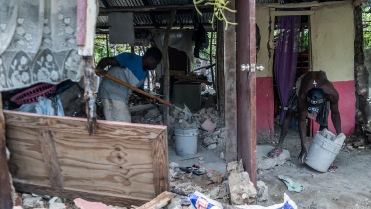 Die Aufräumarbeiten in Haiti laufen auf Hochtouren.