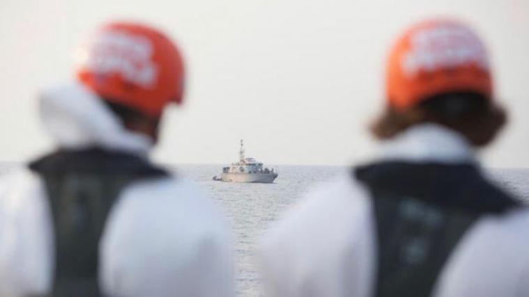 Ein Schiff der Seenotretter-Organisation ResQ darf in Sizilien anlegen.