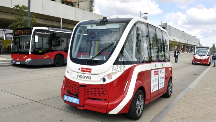 Für den öffentllichen Verkehr sind autonom fahrende Busse ein Thema.