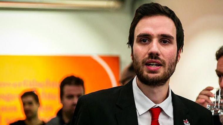Luca Tommasini lebt den HC Bozen in all seinen Facetten.