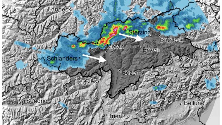 Regen, Blitze und Donner sind in der Nacht von Nordwesten aus über Südtirol gezogen.
