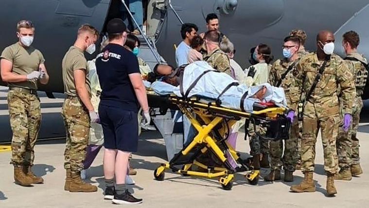 Sicher in Ramstein gelandet: Mutter und Kind haben überlebt.
