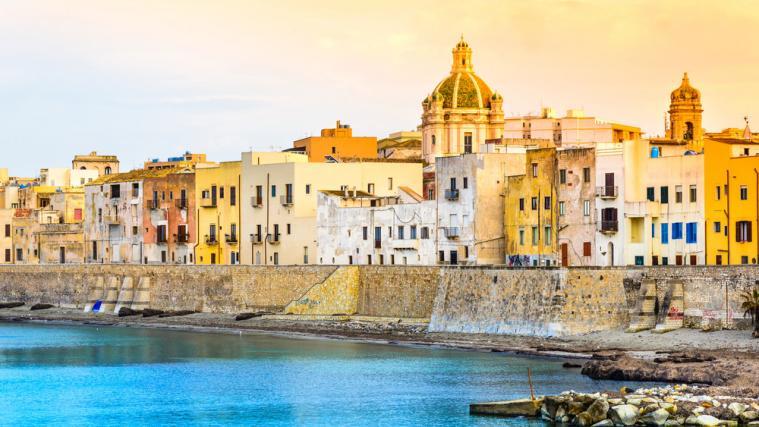 Sizilien (im Bild Trapani) soll von der italienischen Regierung wieder „gelb“ eingestuft werden.