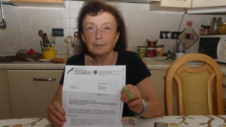 Sie hat den Brief mit der Entscheidung über den Rekurs erhalten: Ilia Conti.
