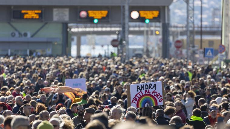 Demonstranten am Freitag in Triest.