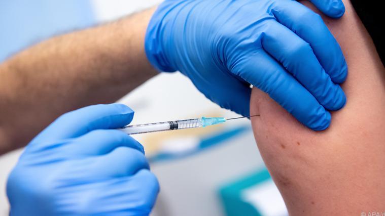 Die EMA empfihelt den Impfstoff von Biontech/Pfizer für eine Auffrischungsimpfung.