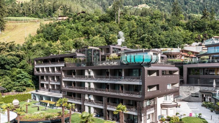Das Team von Planstudio Pederiva arbeitet überwiegend regional und widmet sich hauptsächlich der Entwicklung von Hotelanlagen.