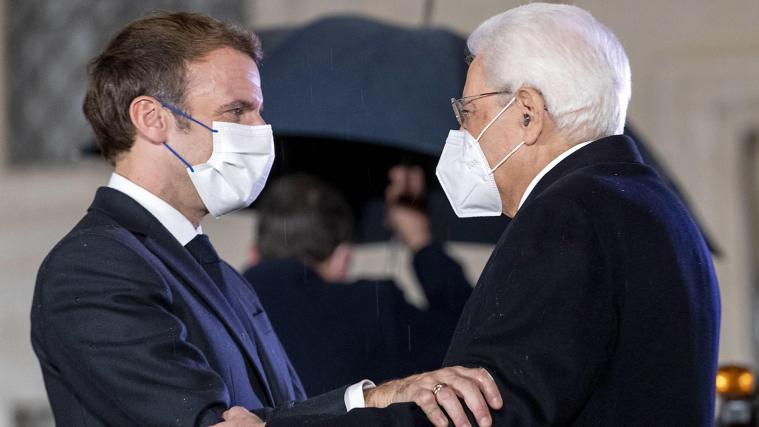 Macron (links) und Mattarella.