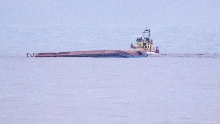 Bei der Kollision zweier Schiffe in der Ostsee ist mindestens eine Person gestorben.