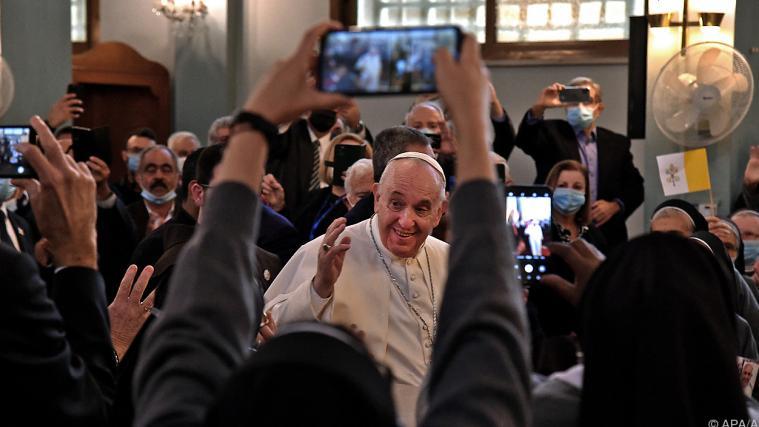 Der Papst wurde in Zypern verehrt.