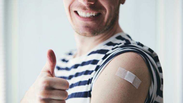 Jede Impfung im Ausland sollte dem lokalen Sanitätsbetrieb gemeldet werden.