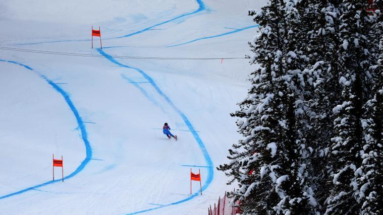 Mit dem roten Trikot zum Sieg: Sofia Goggia war bei der Abfahrt in Lake Louise eine Klasse für sich.
