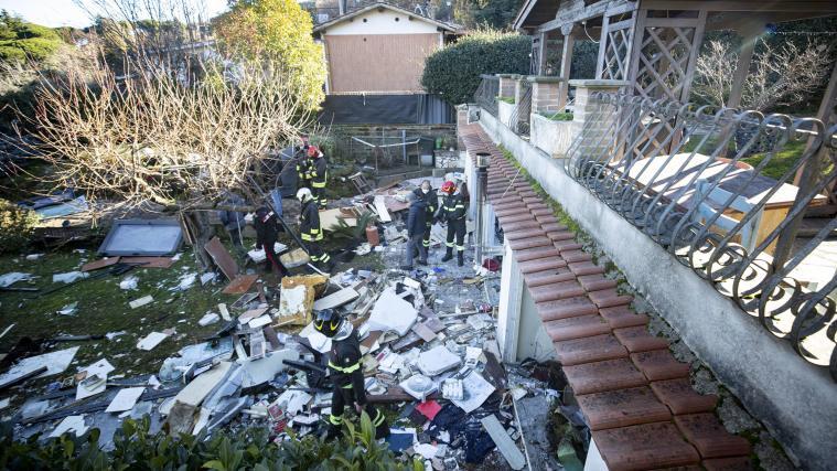 Nahe Rom ist es zu einer Explosion gekommen. Eine Frau musste ins Krankenhaus gebraucht.