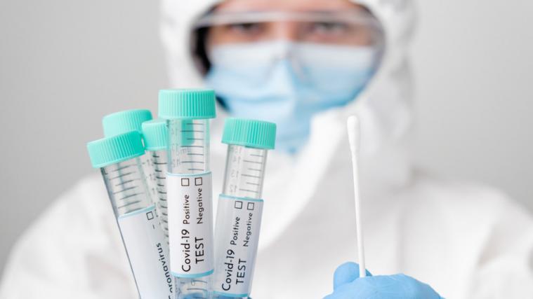 Das israelische Gesundheitsministerium teilte am Mittwoch mit, binnen 24 Stunden seien 11.978 neue Fälle registriert worden.