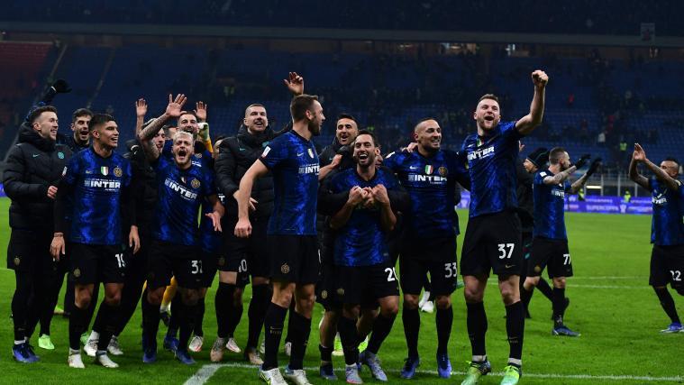 Inter jubelt über den Gewinn des Supercups.