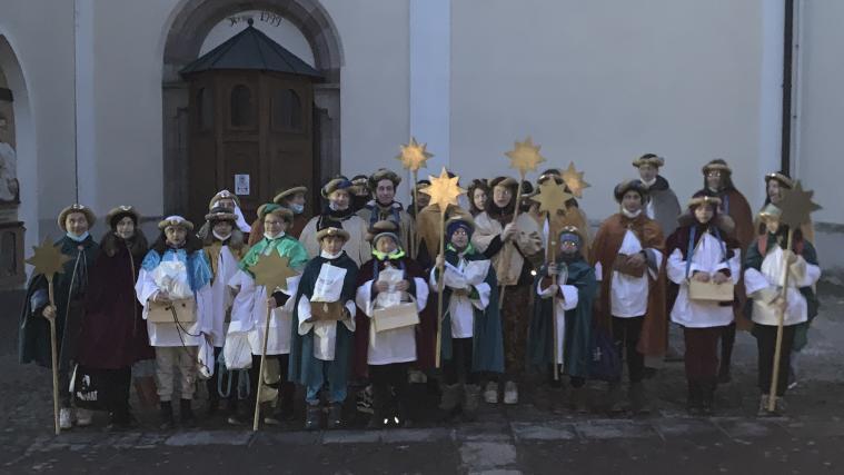 Viele Sternsinger waren in der Pfarre Sarnthein für den guten Zweck unterwegs.